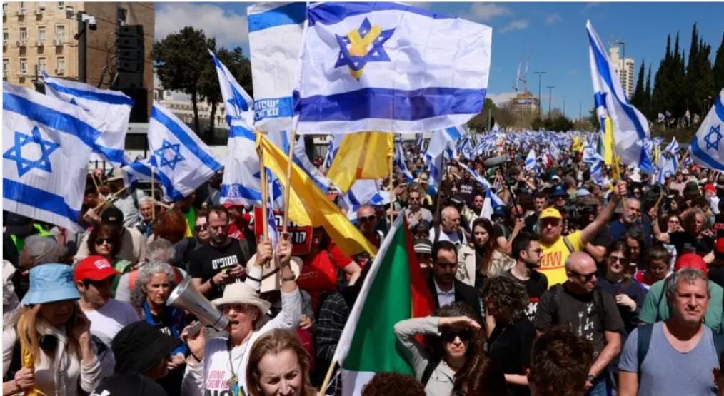 تظاهرات في القدس تطالب بمحاسبة نتنياهو وسط تصاعد الاحتجاجات