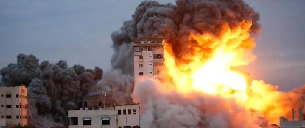 أستشهاد 27 شخصاً فلسطينياً بينهم موظف أجنبي في الأمم المتحدة