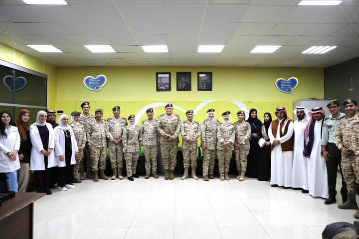 مدير عام الخدمات الطبية الملكية يشارك مرتبات مستشفى الملكة رانيا العبدالله للأطفال مأدبة الإفطار