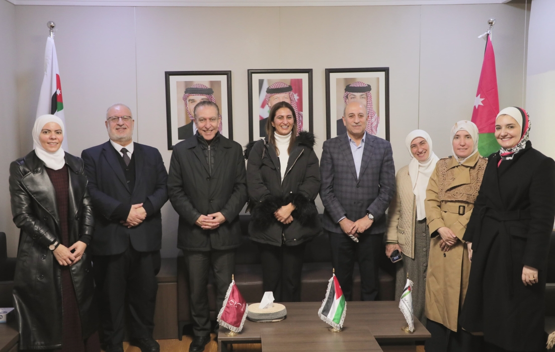الخارجية النيابية تزور الهيئة الخيرية الأردنية الهاشمية وتثمن جهودها في دعم غزة