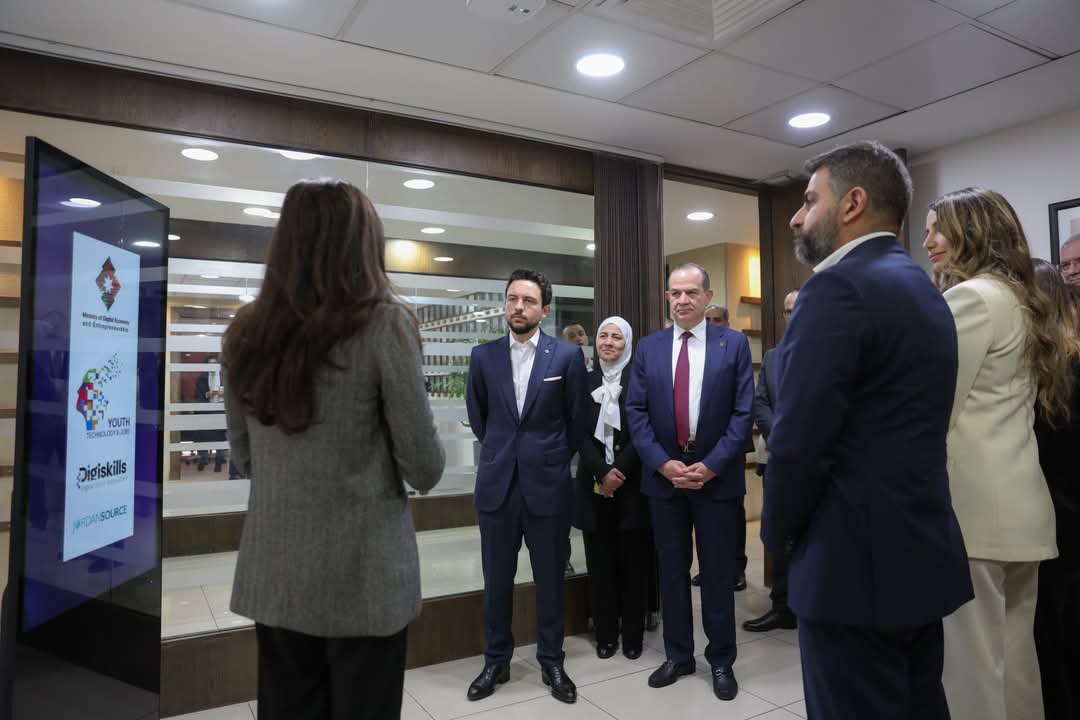 ولي العهد يزور وزارة الاقتصاد الرقمي والريادة ويطلع على مشاريعها المستقبلية