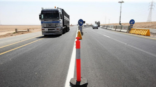 إعادة فتح الطريق الصحراوي