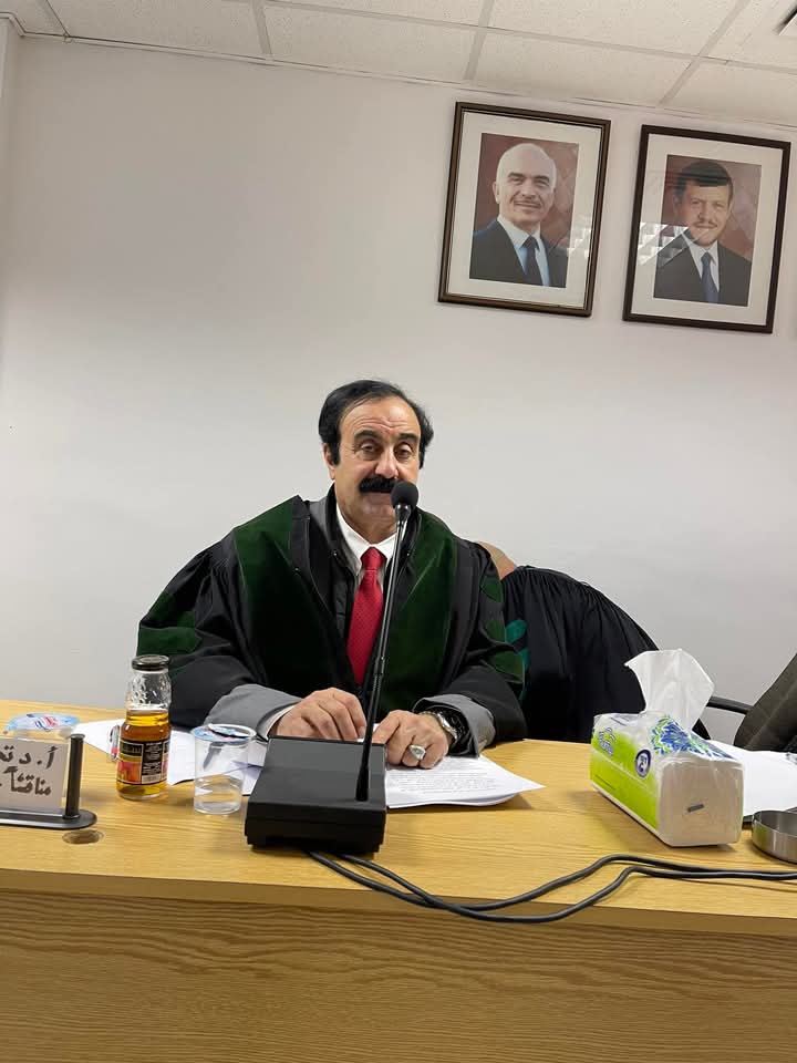 الدكتور الشرادقة يكتب: الأم صانعة الأجيال العظيمة