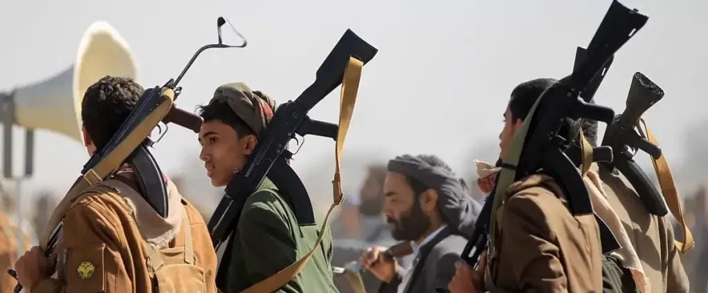 واشنطن تشدد العقوبات على الحوثيين بعد قصف اسرائيل بصواريخ: حظر دخولهم وتجميد أصولهم داخل الولايات المتحدة