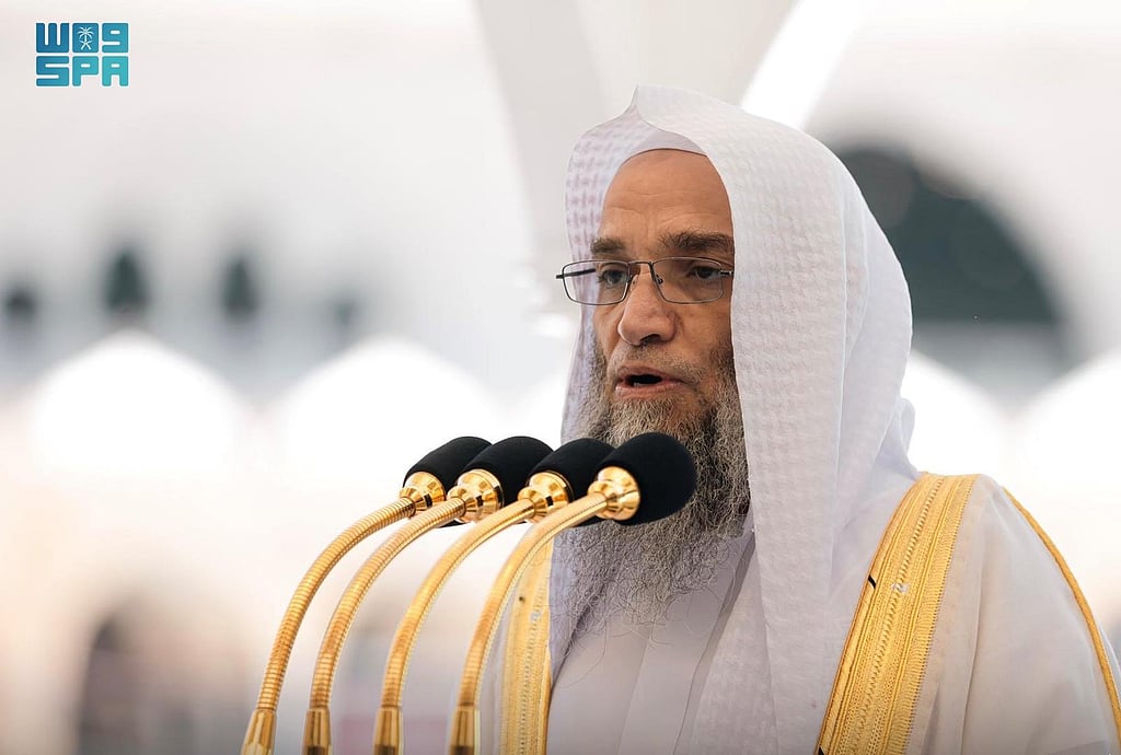 إمام المسجد الحرام: لا تفريط في الليالي المباركة واغتنموها بالأعمال الصالحة