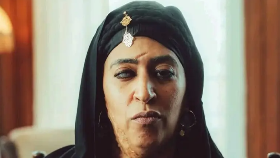 بعد ظهورها في 4 مسلسلات .. حملة شرسة ضد ممثلة مغربية