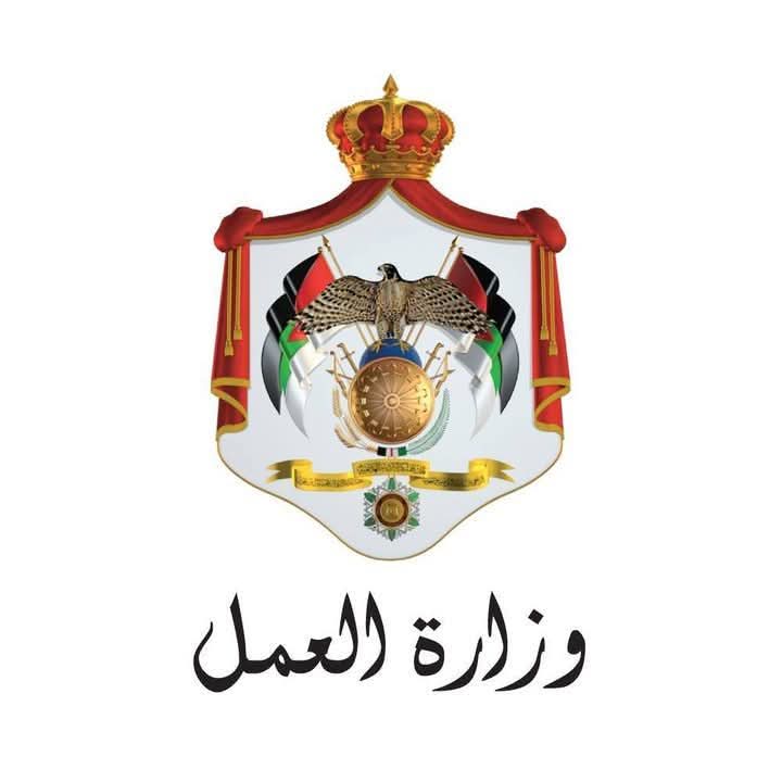 الزيود: وزير العمل لم يعين موظف أو مستشار
