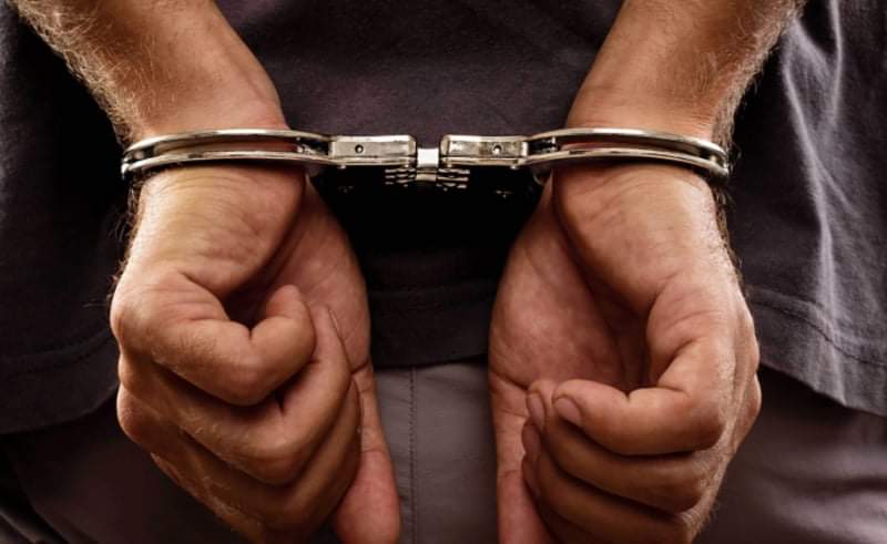 الأمن العام : إلقاء القبض على أربعة أشخاص انتحلوا صفات أمنيّة ... تفاصيل