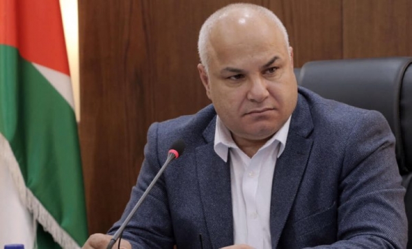 وزير العمل: لن يكون هناك عامل وطن غير أردني مع نهاية العام الحالي