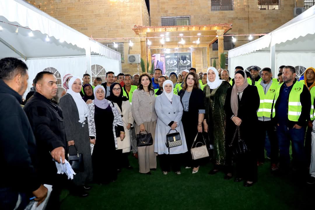 نادي سيدات القوات المسلحة الأردنية ينظم فطورًا خيريًا في بلدية معدي...صور