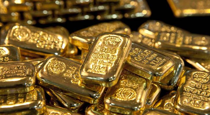استقرار أسعار الذهب عالميا مع تزايد المخاطر الاقتصادية والجيوسياسية