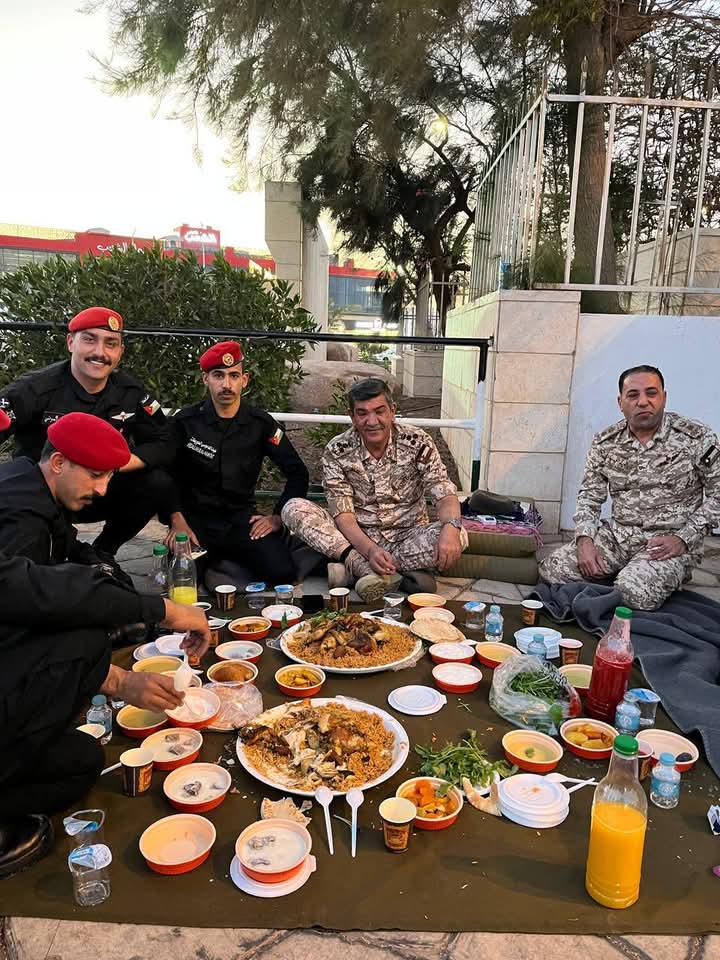 حينما تتحدث الصورة يجف المداد...صور