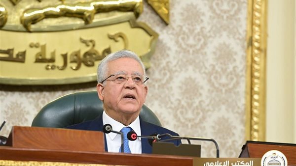 نواب مصر يٌقروا وقف تراخيص المنشآت الطبية حال المخالفة بقانون المسؤولية الطبية
