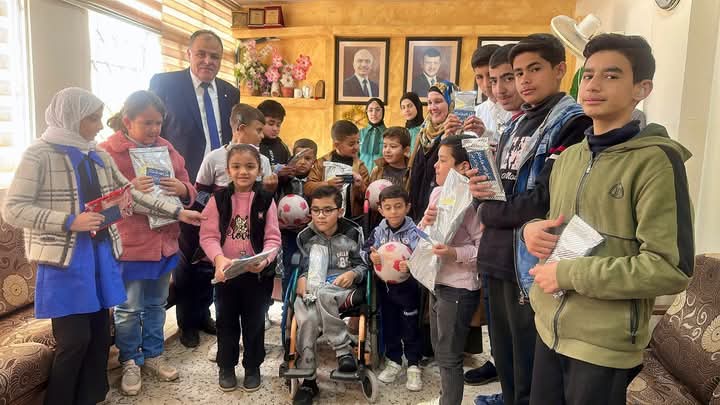 العبيدات يكرّم الطلبة الفائزين بمسابقة القرآن الكريم في مدرسة الأمل الثانوية المختلطة بلواء الكورة