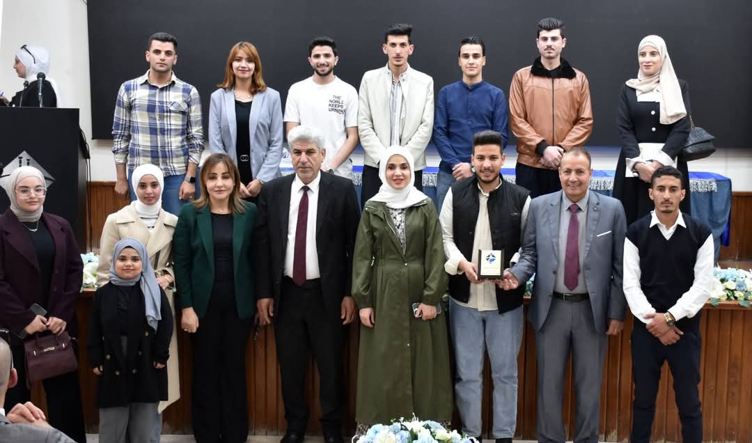 احتفال مميز بتخريج المشاركين في ملتقى التغيير وتكريم المدربين