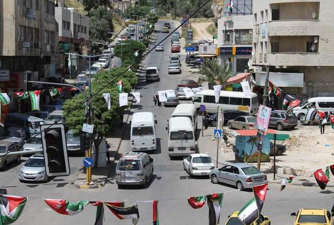 حركة شرائية نشطة في عجلون  استعدادا للعيد
