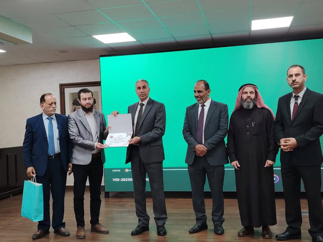 كلية عجلون الجامعية تكرم كوكبة من حفظة القرآن الكريم