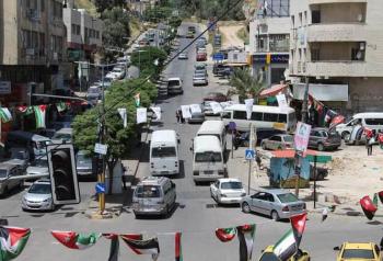 حركة تجارية نشطة في السلط