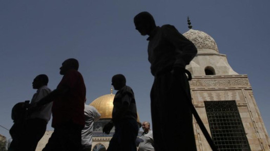 المسجد الأقصى يستعد لاستقبال المصلين في ليلة القدر بتنسيق كامل