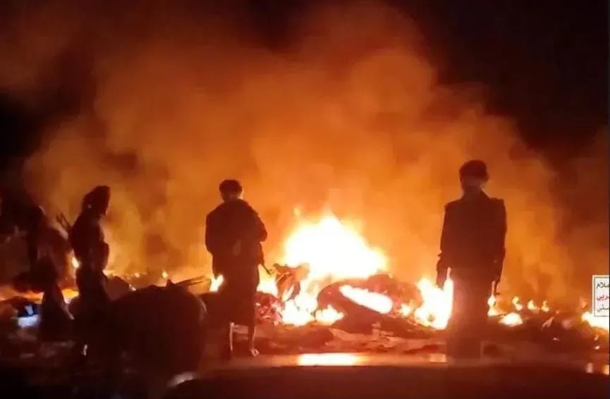 عاجل.. عبدالملك الحوثي كان هو الهدف.. نشر تفاصيل هجوم أمريكي لاغتيال زعيم الحوثيين بعد تحديد مكانه