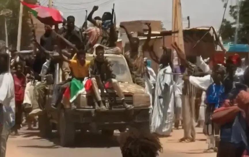 السودان ينتصر .. احتفالات واسعة بانتصارات الجيش السوداني وفرار عناصر الدعم السريع من الخرطوم