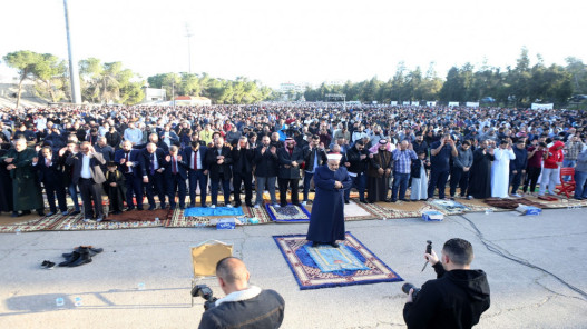 وزارة الأوقاف تحدد موعد صلاة عيد الفطر وأماكن المصليات