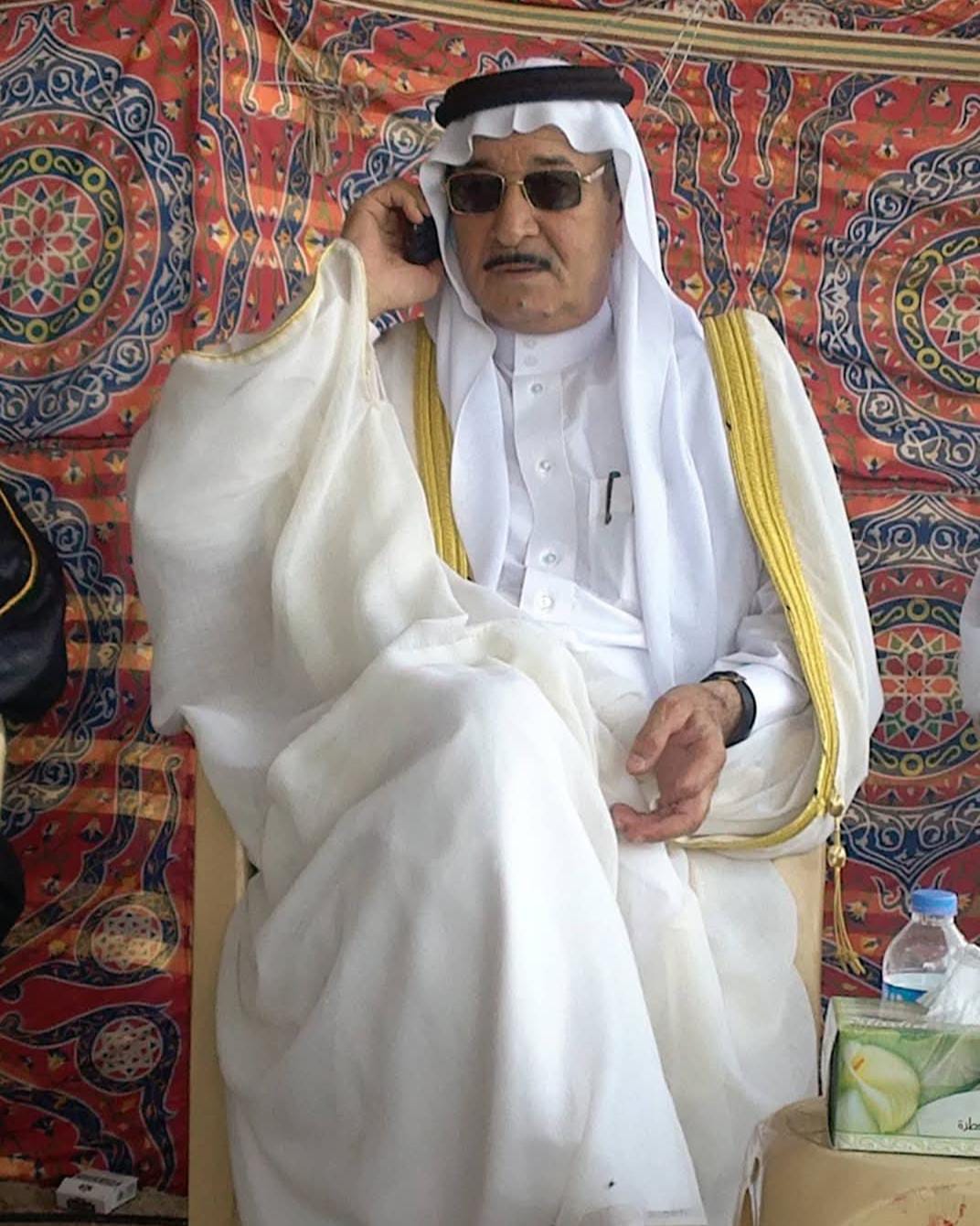 المرحوم الشيخ كامل الدحل : رمز القيادة والحكمة في الجزيرة العربية والعراق