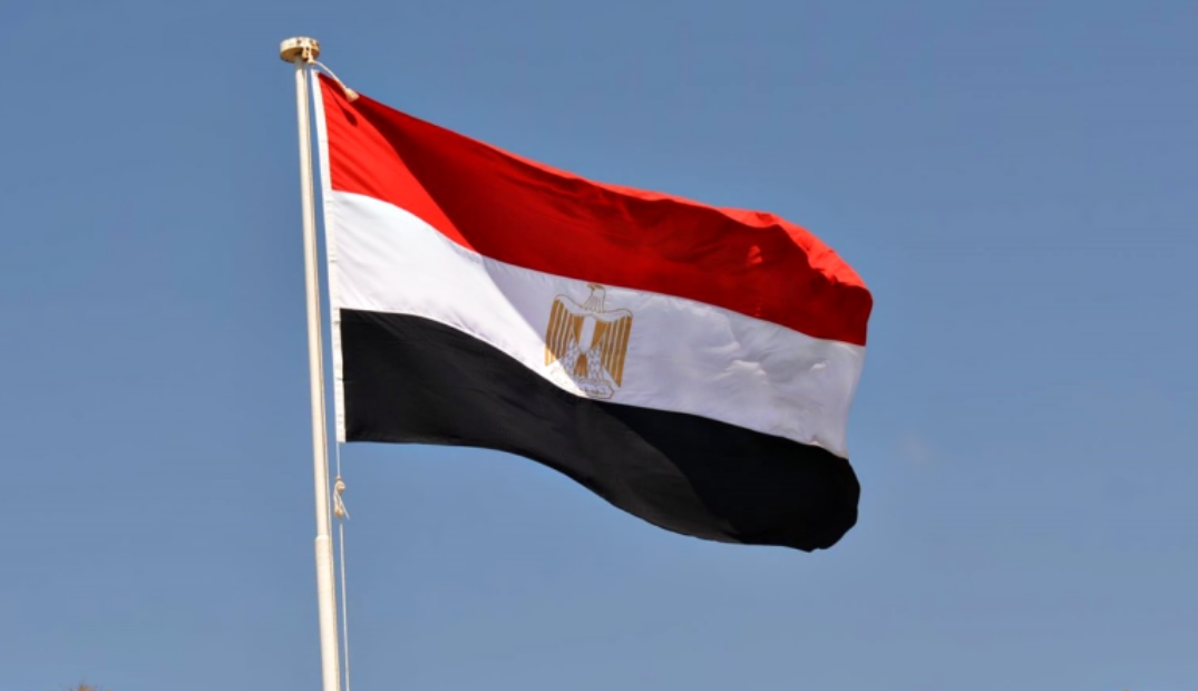 وفدا أمنيا مصريا يتوجه إلى قطر لمواصلة محادثات هدنة غزة