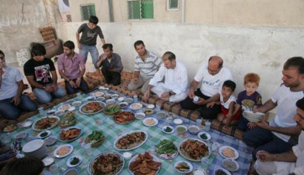 عادات رمضان بين الماضي والحاضر .. ماذا تغير؟