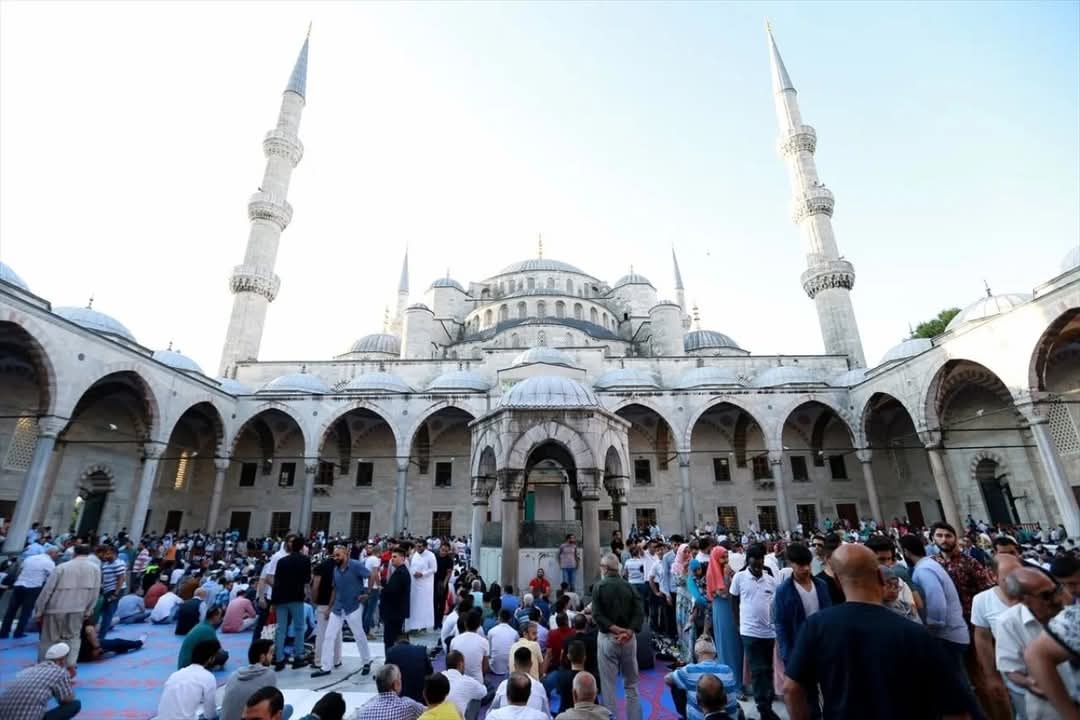 تركيا تعلن الاحد أول أيام عيد الفطر