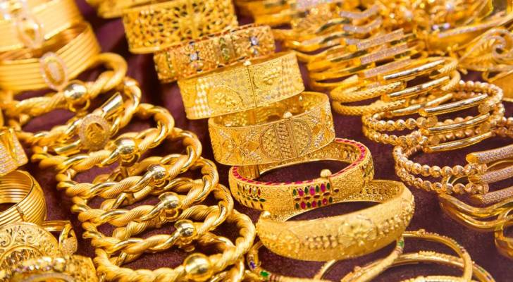 الذهب يواصل استقراره في الأردن عند أسعار فلكية