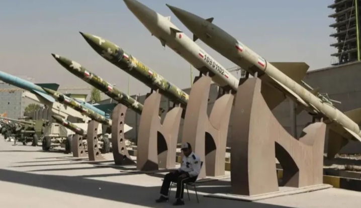 إيران تهدد بضرب قاعدة دييغو غارسيا الأمريكية البريطانية