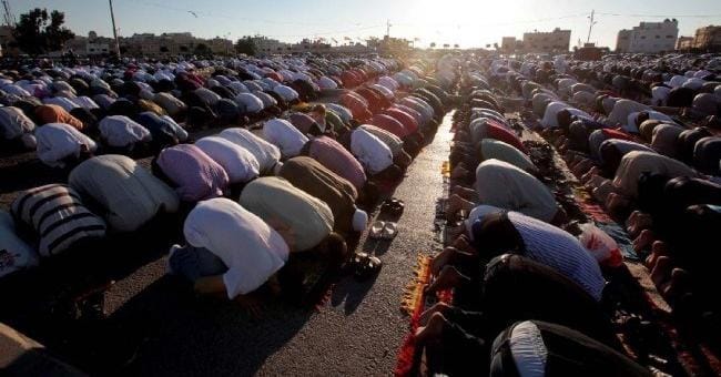 أوقاف الرصيفة تحدد 25 موقعًا كمصليات لعيد الفطر