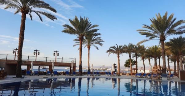نمو سياح المبيت وزوار اليوم الواحد من مجموع العرب خلال شهرين