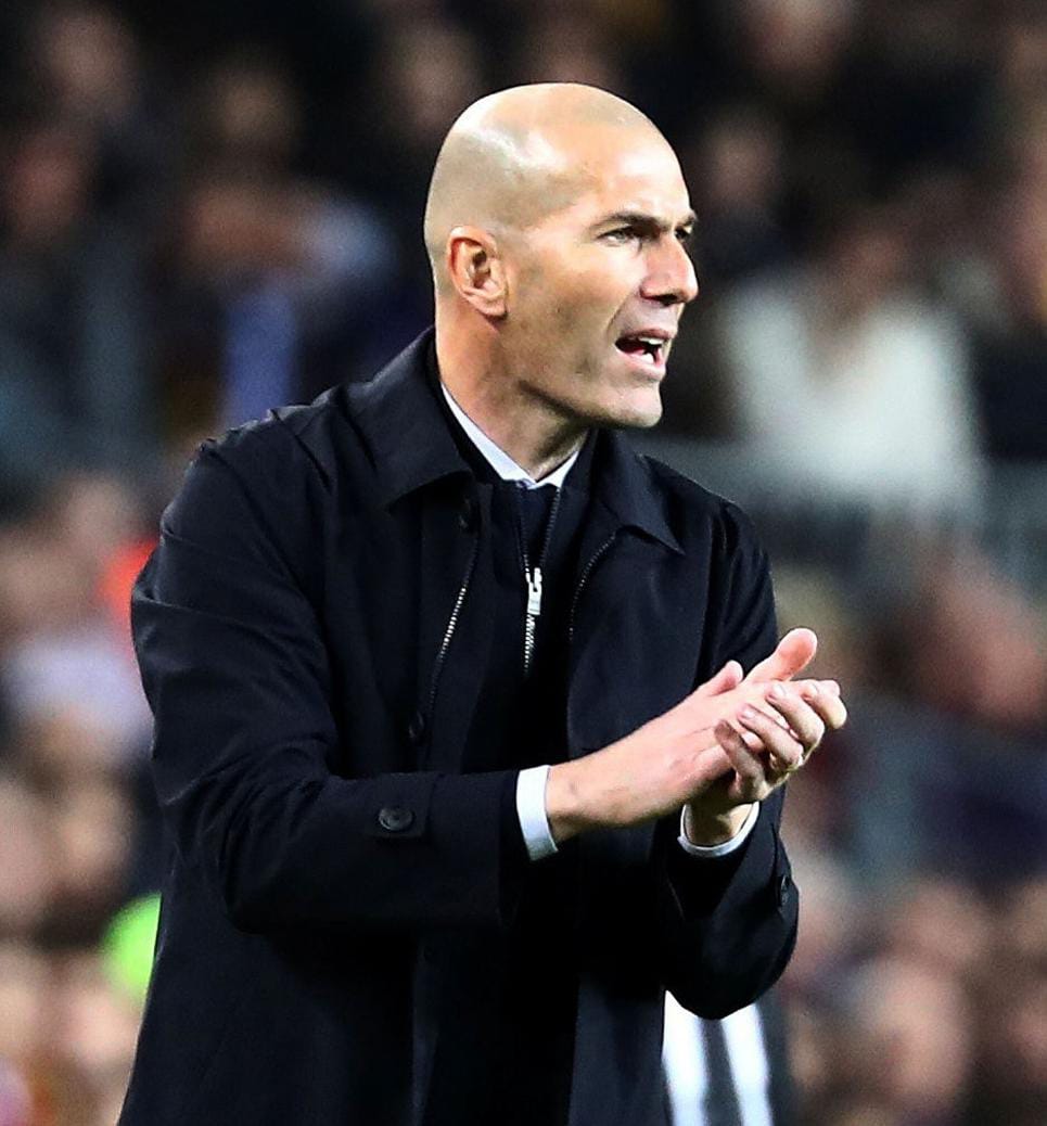 زيدان يفرض شروط على تدريب ريال مدريد