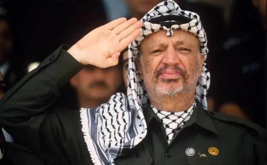 حدث في مثل هذا اليوم محمد عبدالرؤوف القدورةالمعروف بإسم ياسر عرفات رئيسًا لفلسطين 1 إبريل 1989