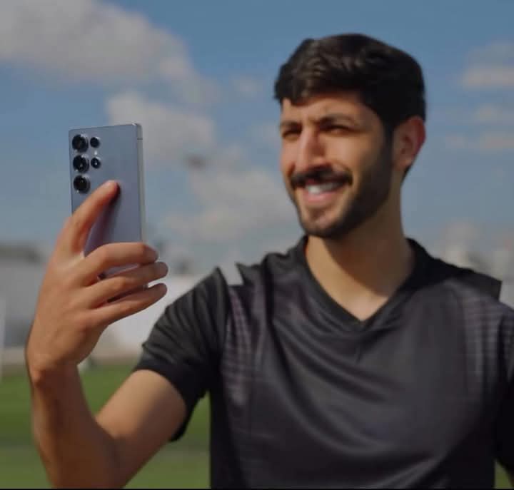 يزن النعيمات وجهًا إعلانيًا لهاتف Galaxy S25 Ultra من سامسونج