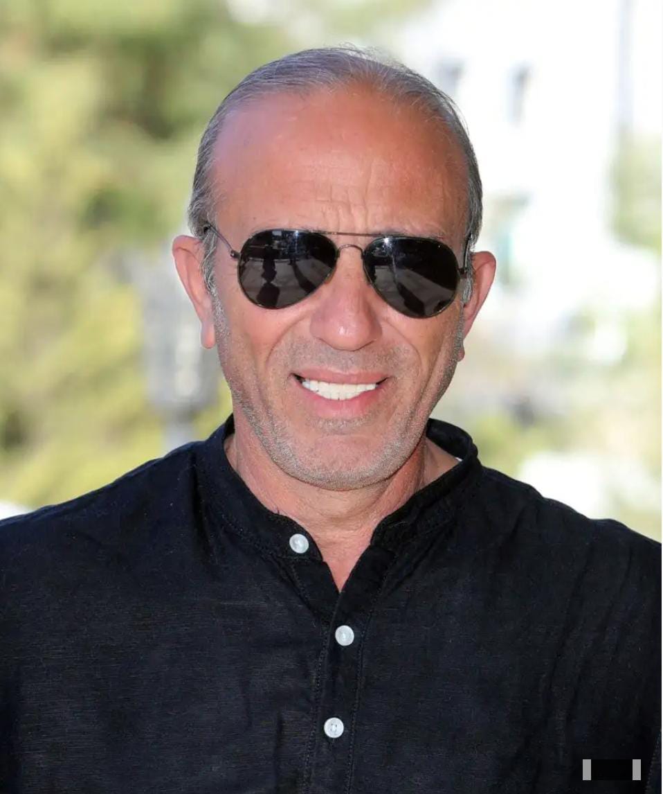 الصحفي محمد ابو كف يؤكد استمرار ترشحه