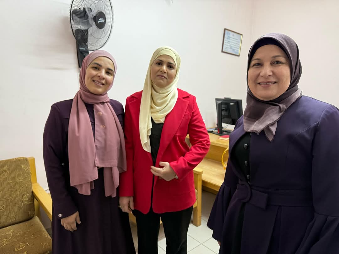 الخريشا تهنئ الأسرة التربوية في ناعور بعيد الفطر