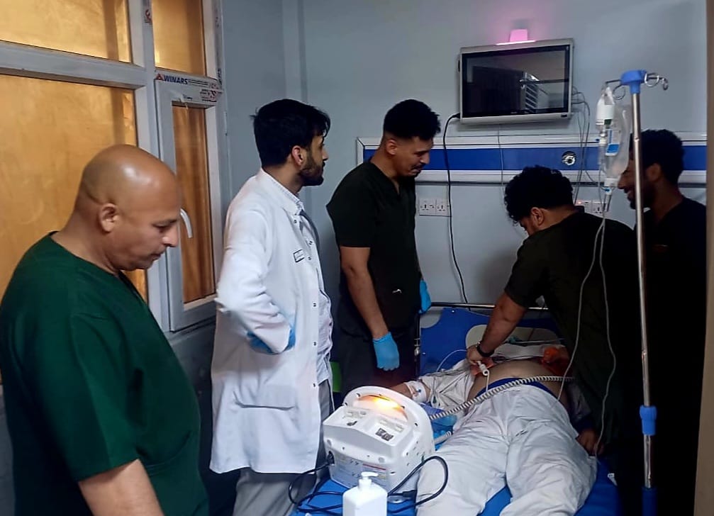 خمسة ساعات متواصلة من الانعاش القلبي الرئوي تعيد الحياة لمريض توقف قلبه لأكثر من نصف ساعة في السعودية