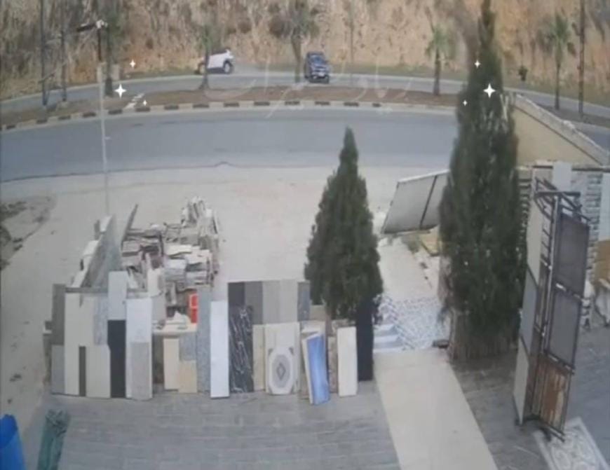 التعرف والتعميم على مركبة تسببت بوفاة شاب في حادث سير الوسطية
