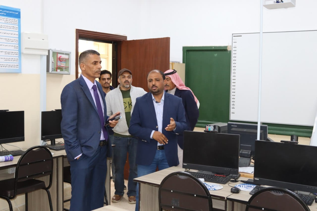 المساعيد يتفقد مدارس ويؤكد على توفير بيئة تعليمية آمنة ومريحة للطلبة