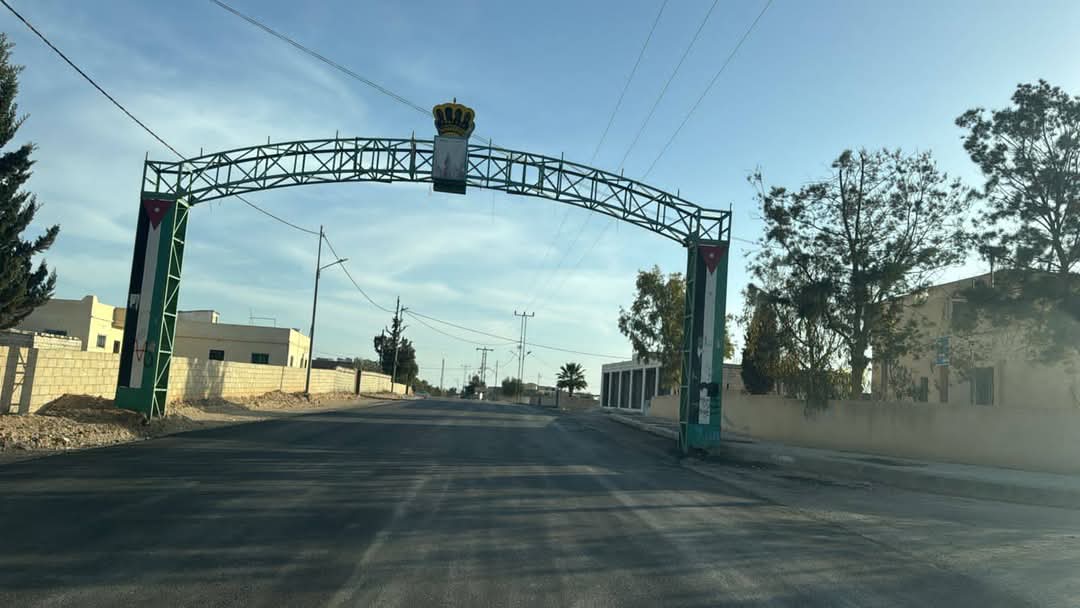 انجاز  بلدية الجيزة أعمال العطاء المركزي ضمن المرحلة الأولى لشوارع داخل التنظيم ....صور
