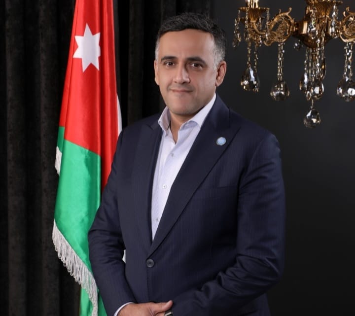 من ريادة الأعمال إلى العمل الاجتماعي: الدكتور نزار الهرش يحقق نجاحات غير مسبوقة في الأردن