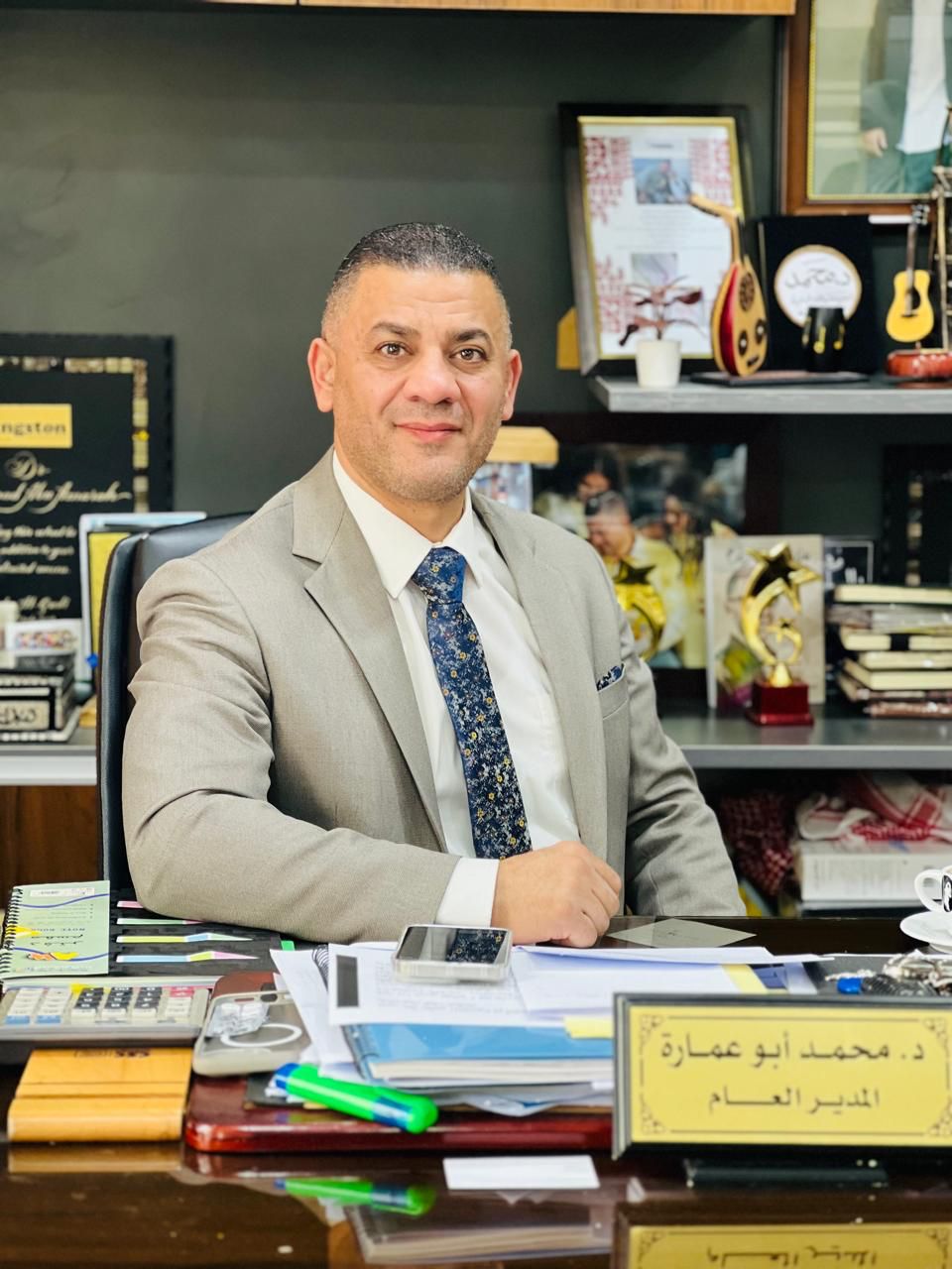 أَبو عمارة يكتب  شَــجــرة تَـــقــلَــع جــذورهــا جــزء(1)