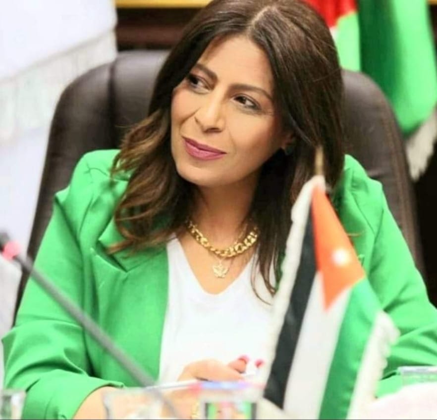 حداد تكتب جدال السوشال ميديا: الفوضى هي الفائز الأكبر!