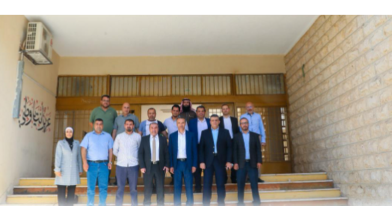رئيس سلطة العقبة يتفقد مدرسة وصفي التل الثانوية