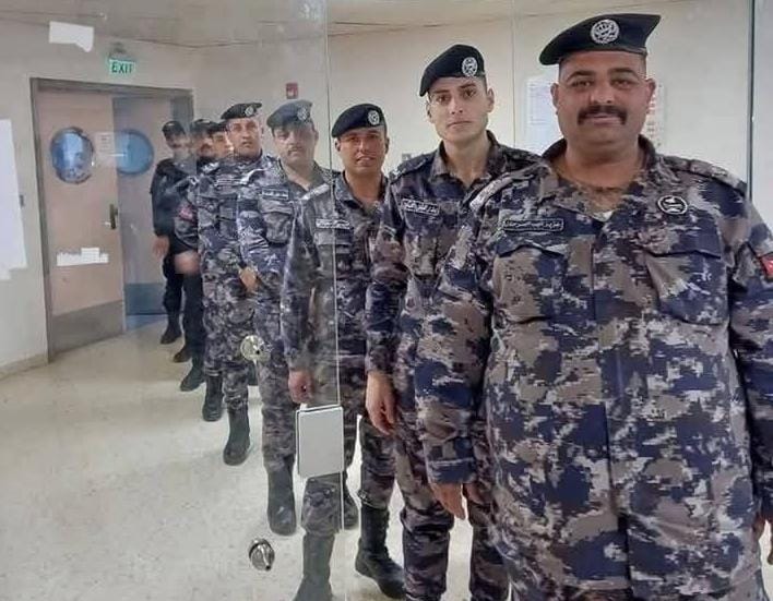 الدعجة يكتب :“نداء أب.. واستجابة وطن” – الأمن العام يسابق الزمن لإنقاذ طفلة تحتاج 10 وحدات دم