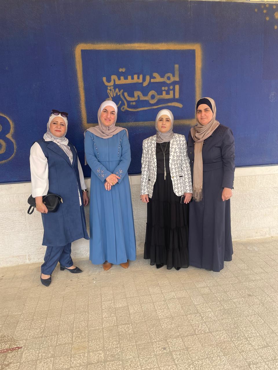 الخريشا تؤكد على أهمية الاستمرار في تنفيذ المبادرات الملكية والتربوية الهادفة التي تعزز قيم الولاء والانتماء للوطن والقيادة الهاشمية....صور