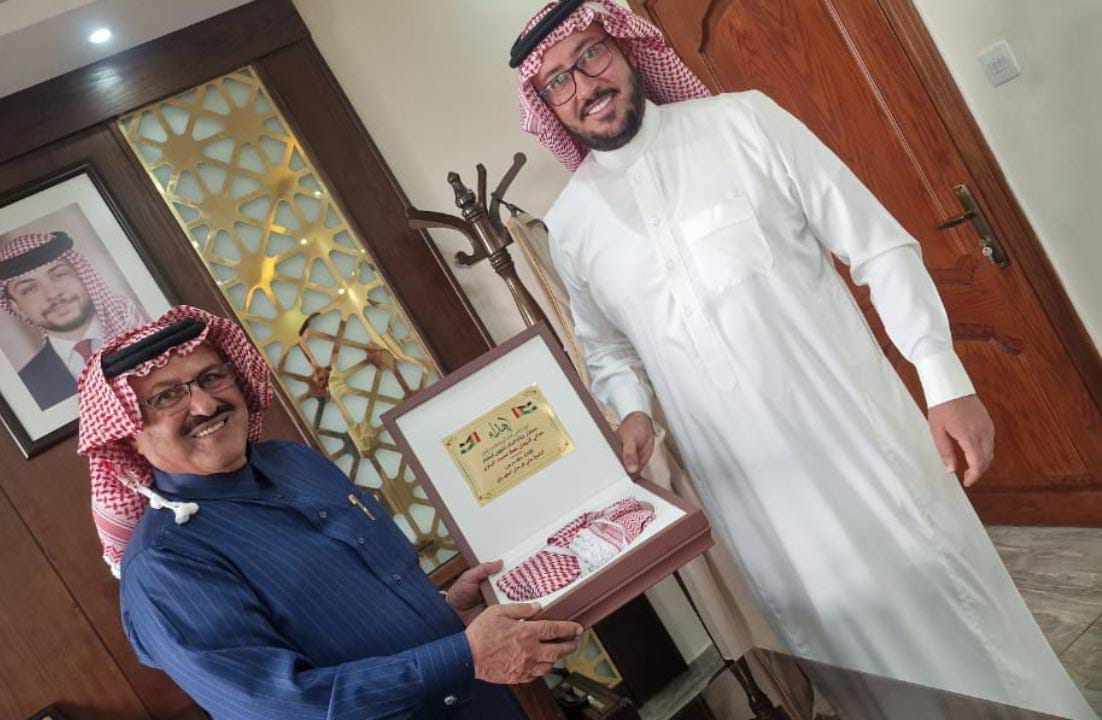 مستشار جلالة الملك يلتقي نجل الشيخ علي  فرحان المفلح   الطهراوي ويؤكد على دور العشائر في دعم مواقف القيادة الهاشمية...صور